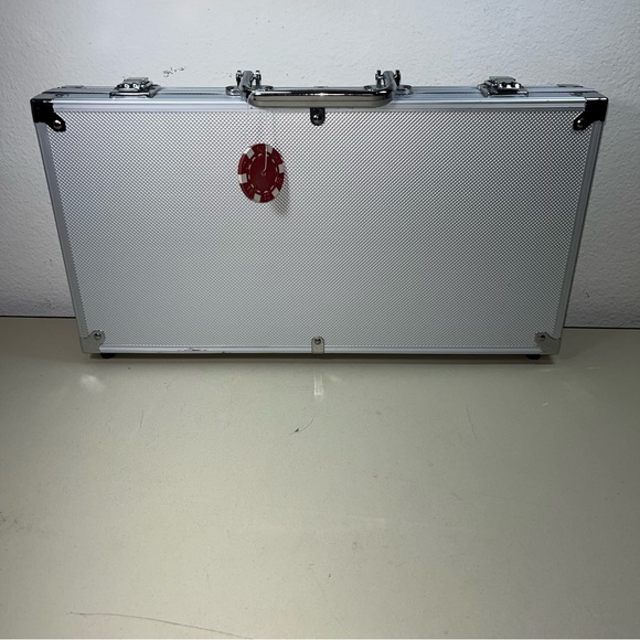 Pocket chips set with deck in aluminum case cardinal industries - Picture 2 of 5